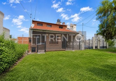 CASA CON GRAN POTENCIAL en Gran Bourg
